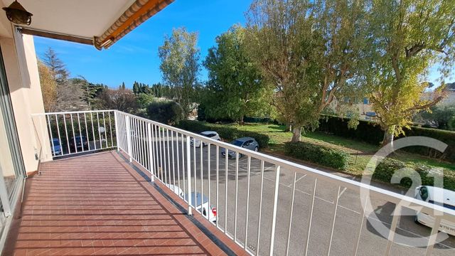 Appartement T3 &agrave; louer - 3 pi&egrave;ces - 56,50 m2 - Antibes - 06 - PROVENCE-ALPES-COTE-D-AZUR