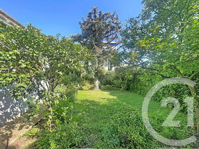 Appartement F3 &agrave; vendre - 3 pi&egrave;ces - 74,77 m2 - Antibes - 06 - PROVENCE-ALPES-COTE-D-AZUR