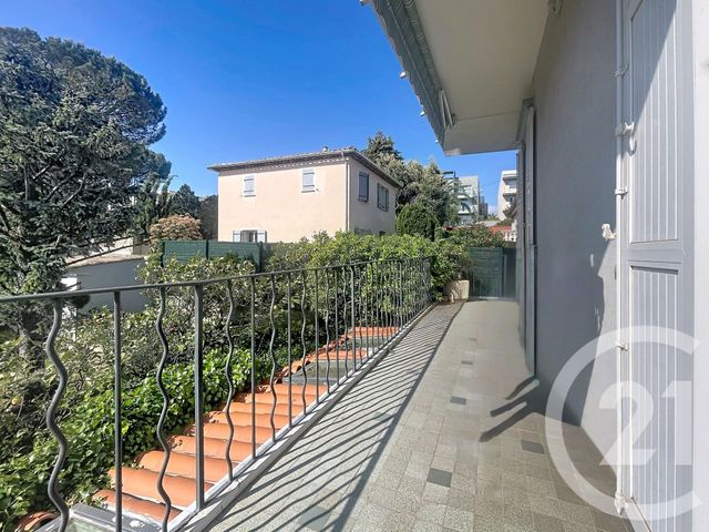 Appartement F3 &agrave; vendre - 3 pi&egrave;ces - 74,77 m2 - Antibes - 06 - PROVENCE-ALPES-COTE-D-AZUR