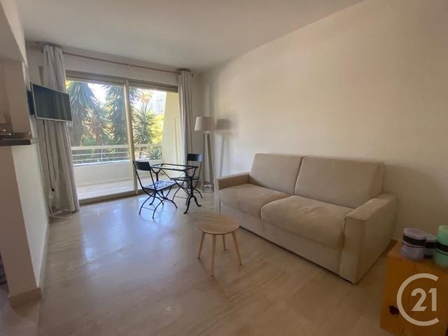 Appartement Studio &agrave; louer - 1 pi&egrave;ce - 29,13 m2 - Cannes - 06 - PROVENCE-ALPES-COTE-D-AZUR
