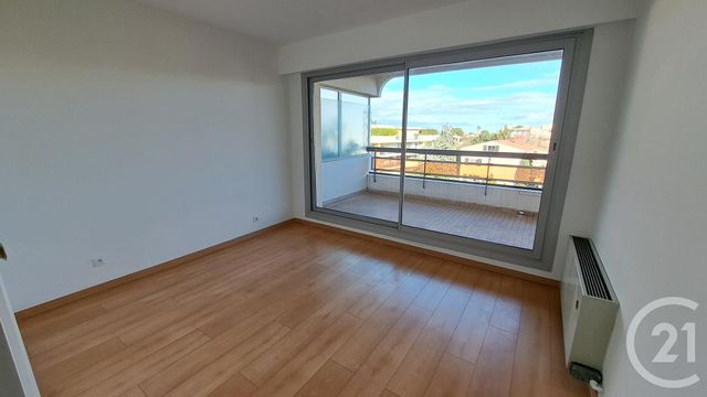 Appartement T2 &agrave; louer - 2 pi&egrave;ces - 45,27 m2 - Antibes - 06 - PROVENCE-ALPES-COTE-D-AZUR