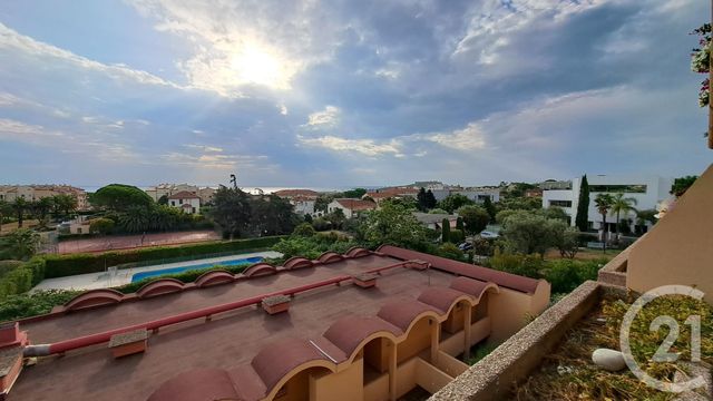Appartement T2 &agrave; louer - 2 pi&egrave;ces - 25,93 m2 - Antibes - 06 - PROVENCE-ALPES-COTE-D-AZUR