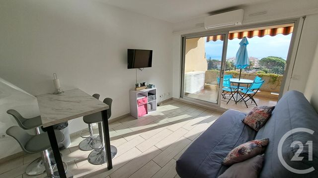 Appartement T2 &agrave; louer - 2 pi&egrave;ces - 25,93 m2 - Antibes - 06 - PROVENCE-ALPES-COTE-D-AZUR