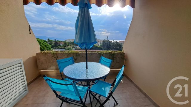 Appartement T2 &agrave; louer - 2 pi&egrave;ces - 25,93 m2 - Antibes - 06 - PROVENCE-ALPES-COTE-D-AZUR