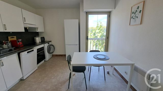 Appartement T3 &agrave; louer - 3 pi&egrave;ces - 69,87 m2 - Le Golfe Juan - 06 - PROVENCE-ALPES-COTE-D-AZUR