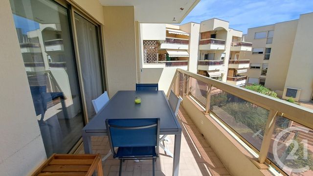 Appartement T3 &agrave; louer - 3 pi&egrave;ces - 69,87 m2 - Le Golfe Juan - 06 - PROVENCE-ALPES-COTE-D-AZUR