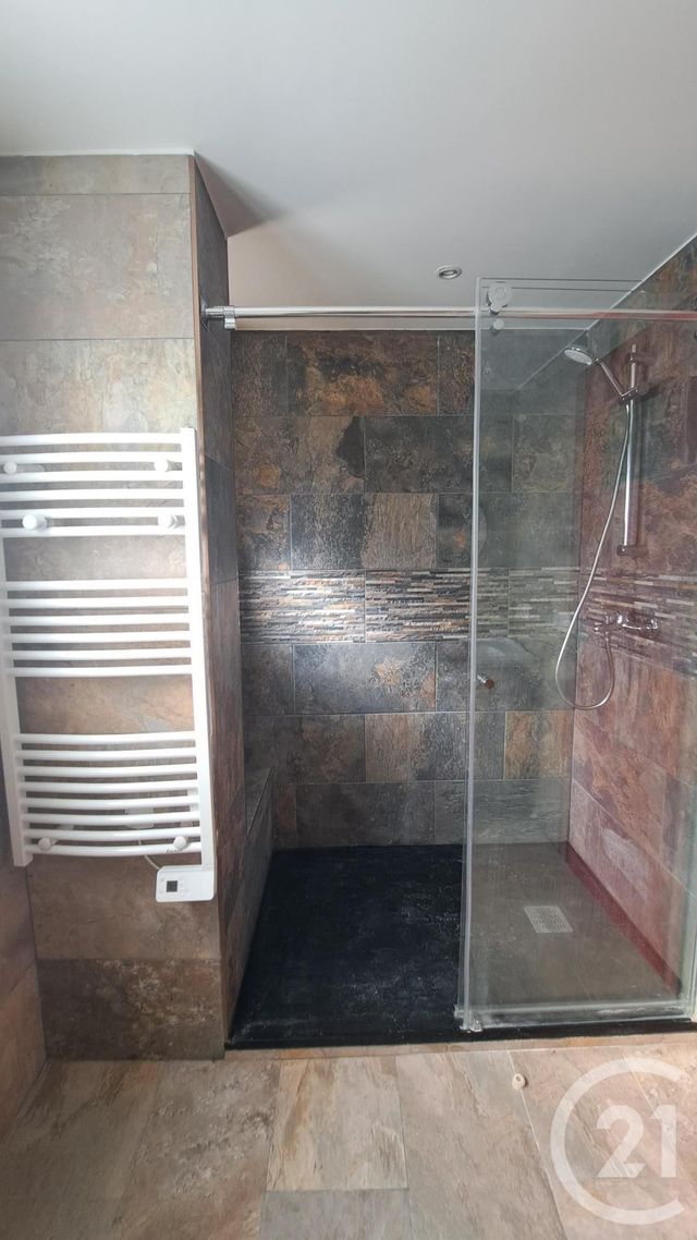 Appartement T3 &agrave; louer - 3 pi&egrave;ces - 58,80 m2 - Antibes - 06 - PROVENCE-ALPES-COTE-D-AZUR