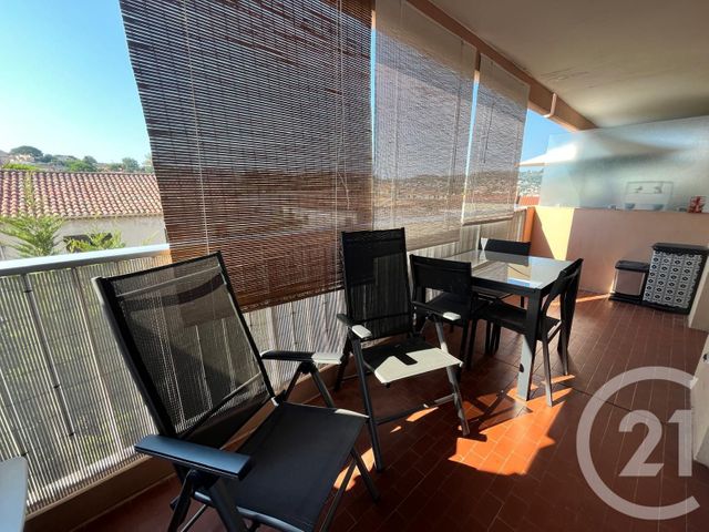 Appartement F1 &agrave; louer - 1 pi&egrave;ce - 29,83 m2 - Vallauris - 06 - PROVENCE-ALPES-COTE-D-AZUR