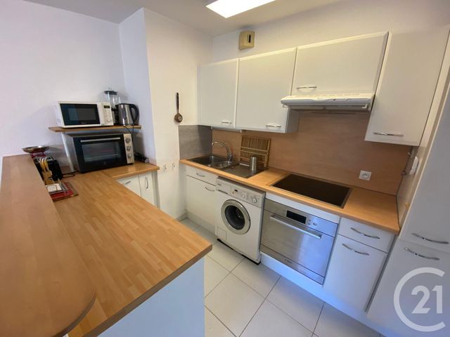 Appartement T3 &agrave; louer - 3 pi&egrave;ces - 58,17 m2 - Antibes - 06 - PROVENCE-ALPES-COTE-D-AZUR