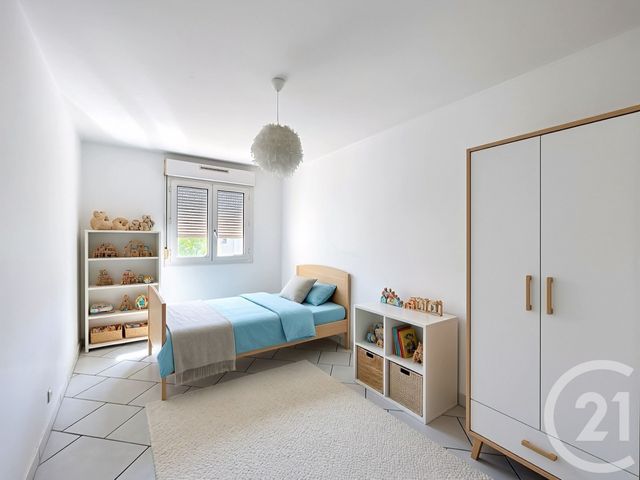 Appartement F4 &agrave; vendre - 4 pi&egrave;ces - 81,87 m2 - Antibes - 06 - PROVENCE-ALPES-COTE-D-AZUR