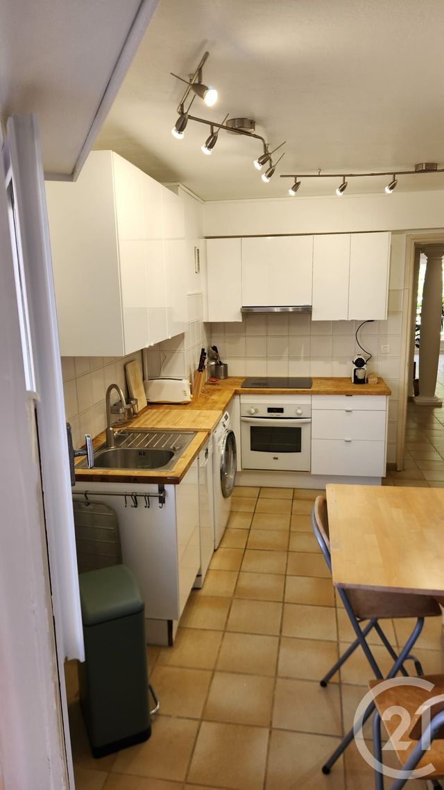 Appartement T3 &agrave; louer - 3 pi&egrave;ces - 74 m2 - Juan Les Pins - 06 - PROVENCE-ALPES-COTE-D-AZUR