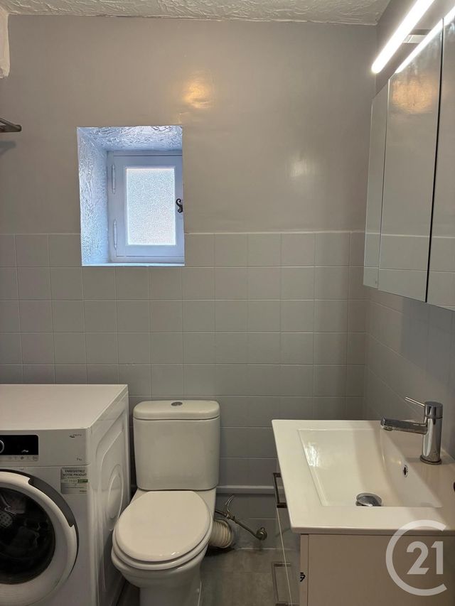 Appartement Studio &agrave; louer - 1 pi&egrave;ce - 31,03 m2 - Biot - 06 - PROVENCE-ALPES-COTE-D-AZUR