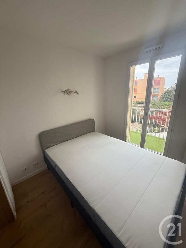 Appartement T2 &agrave; louer - 2 pi&egrave;ces - 28,75 m2 - Le Golfe Juan - 06 - PROVENCE-ALPES-COTE-D-AZUR