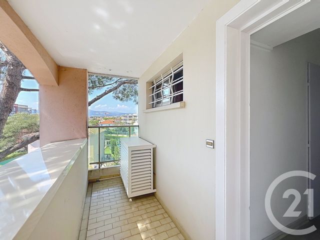 Appartement &agrave; vendre - 2 pi&egrave;ces - 26,84 m2 - Antibes - 06 - PROVENCE-ALPES-COTE-D-AZUR