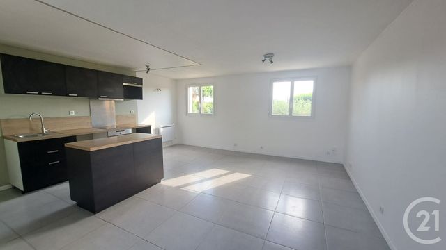 Appartement F4 &agrave; louer - 4 pi&egrave;ces - 73,43 m2 - Antibes - 06 - PROVENCE-ALPES-COTE-D-AZUR