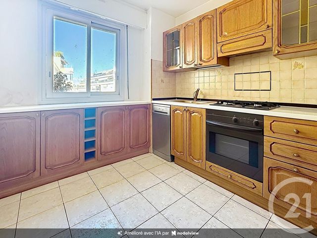 Appartement F4 &agrave; vendre - 4 pi&egrave;ces - 72,09 m2 - Antibes - 06 - PROVENCE-ALPES-COTE-D-AZUR