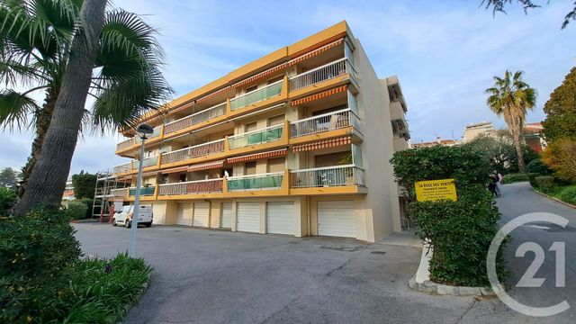 Appartement Studio &agrave; louer - 1 pi&egrave;ce - 21 m2 - Antibes - 06 - PROVENCE-ALPES-COTE-D-AZUR
