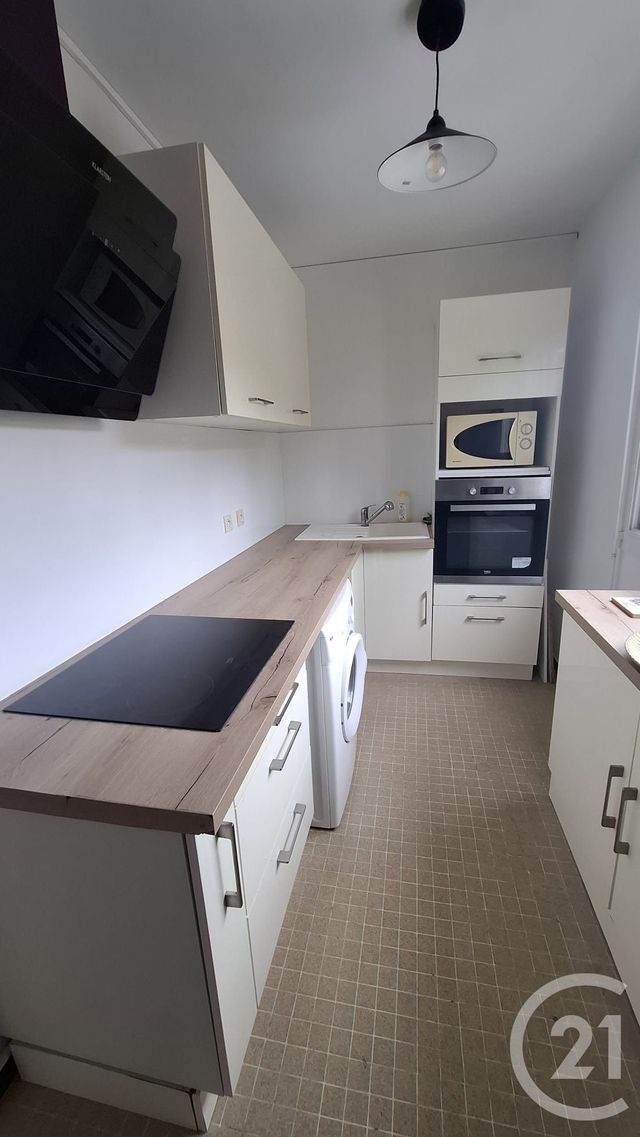 Appartement T3 &agrave; louer - 3 pi&egrave;ces - 54,60 m2 - Juan Les Pins - 06 - PROVENCE-ALPES-COTE-D-AZUR