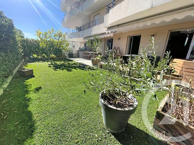 Appartement &agrave; vendre - 2 pi&egrave;ces - 70 m2 - Antibes - 06 - PROVENCE-ALPES-COTE-D-AZUR