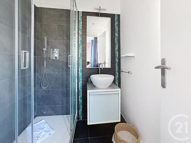 Appartement F4 &agrave; vendre - 4 pi&egrave;ces - 110 m2 - Le Cannet - 06 - PROVENCE-ALPES-COTE-D-AZUR