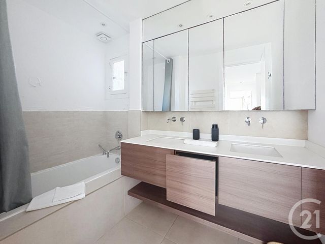 Appartement F4 &agrave; vendre - 4 pi&egrave;ces - 110 m2 - Le Cannet - 06 - PROVENCE-ALPES-COTE-D-AZUR